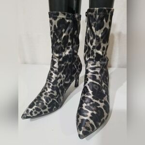 Olivia Miller Leopard Print Boots -‎ Size 7